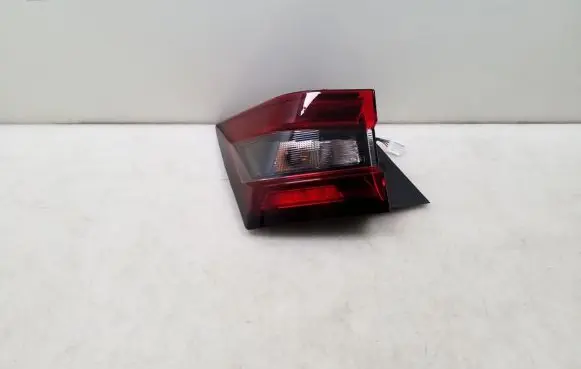 Nissan Juke II F16 Rear/tail lights 265556PA0A