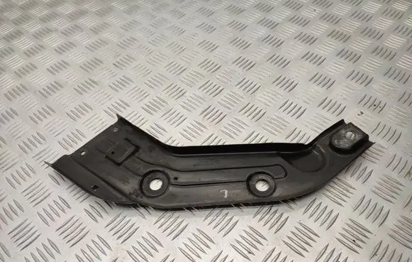 Volkswagen PASSAT B7 USA Headlight/headlamp mounting bracket 561805932