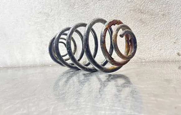 Opel Astra J Rear coil spring