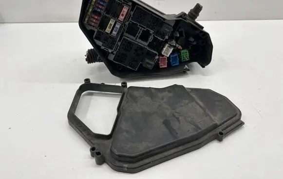 Volkswagen Touareg I Fuse box set 7L0937559