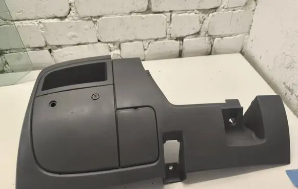 Dashboard lower bottom trim panel