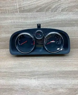 Opel Antara Speedometer (instrument cluster) 9S673665 2L110KW