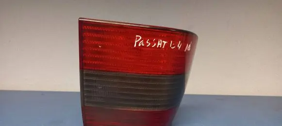 Volkswagen PASSAT B4 Rear/tail lights 3A5945111