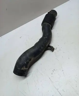 Citroen C5 Turbo air intake inlet pipe/hose 9684938180
