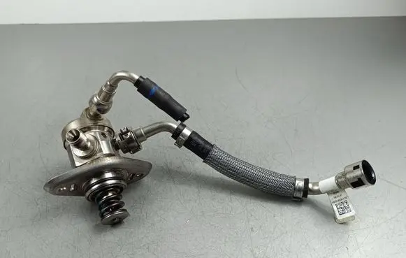 Ford Escape IV Mechanical fuel pump HX739D376AB