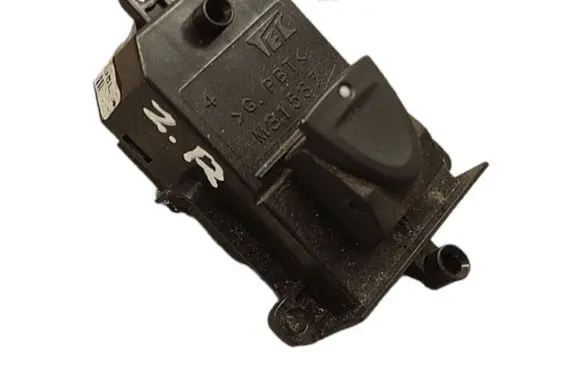 Honda Civic Electric window control switch M31537 M31538