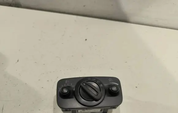 Ford Mondeo MK IV Light switch 8G9T13A024CA 10003926 081104B
