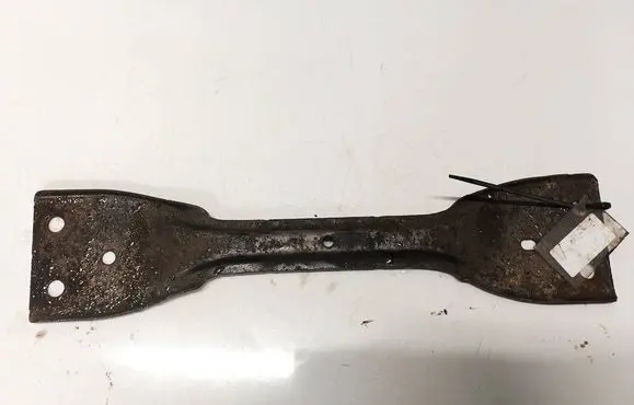Volkswagen Touran I Engine mounting bracket 
