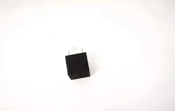 Renault Scenic I Other relay 13171831 4ra007791-05