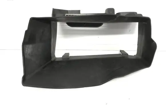 Renault Megane IV Intercooler air channel guide 628113910R