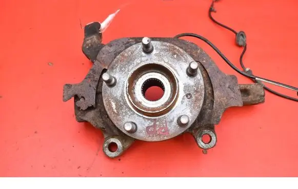 Nissan Murano Z50 Front wheel hub spindle knuckle 