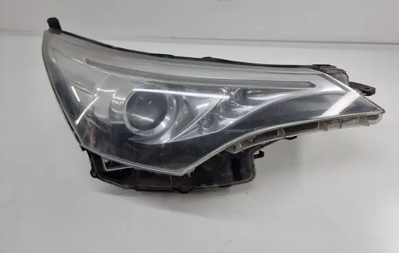 Toyota Avensis T270 Headlight/headlamp