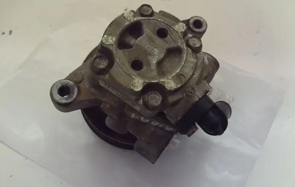 Honda FR-V Power steering pump RH0 006810F R18A1
