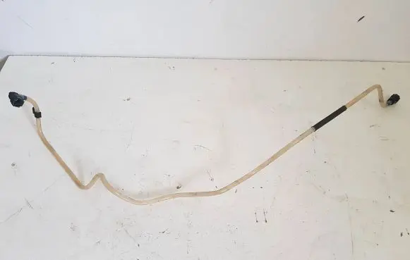 Opel Movano B Fuel line pipe