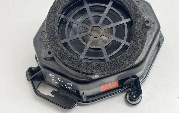 Mercedes-Benz CLA C117 X117 W117 Parcel shelf speaker A2048205802 23009603 24315H0072
