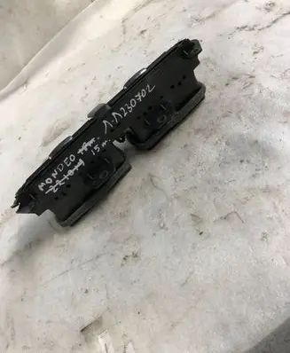 Ford Mondeo MK V Dash center air vent grill Ds7319k617