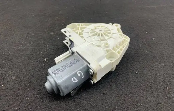 Audi A6 Allroad C7 Rear door window regulator motor 8K0959812A 130430260559
