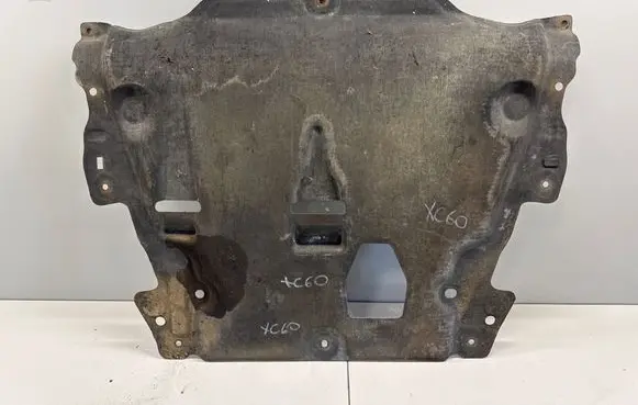 Volvo XC60 Engine splash shield/under tray AG9N6P013DB