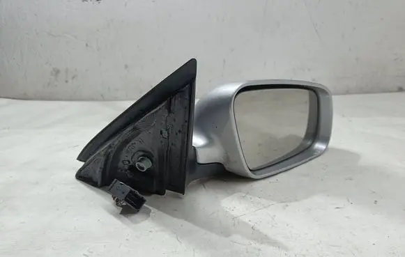Audi A6 S6 C5 4B Front door electric wing mirror E1010593