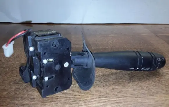 Renault Megane I Indicator stalk 7700428227