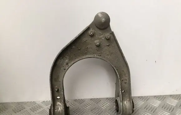 Front lower control arm/wishbone
