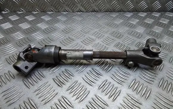 Toyota Avensis T250 Steering column universal joint