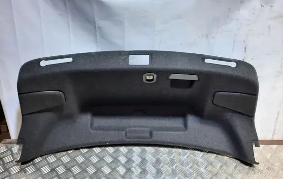 Audi A3 S3 8V Tailgate/boot cover trim set 8V5867975C
