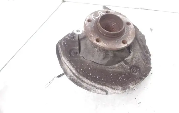 BMW 1 E81 E87 Front wheel hub spindle knuckle 6764443