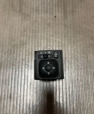Peugeot 4007 Wing mirror switch 183569