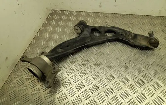 BMW X2 F39 Front lower control arm/wishbone 6882844