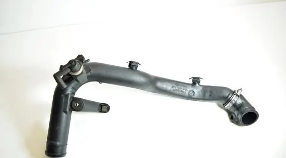 Audi A4 S4 B5 8D Intercooler hose/pipe 8D0145840I