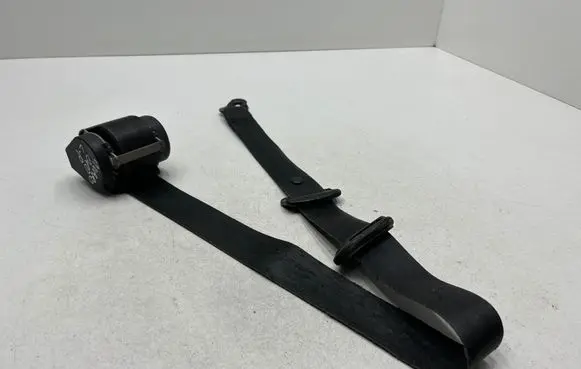Opel Vivaro Front seatbelt 59764 9045014