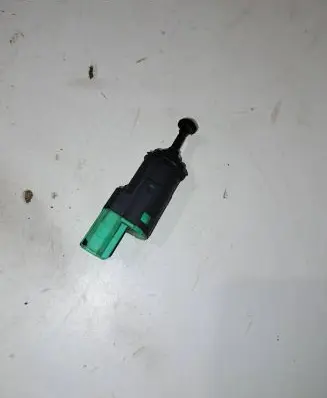 Peugeot 207 Brake pedal sensor switch 9665602380