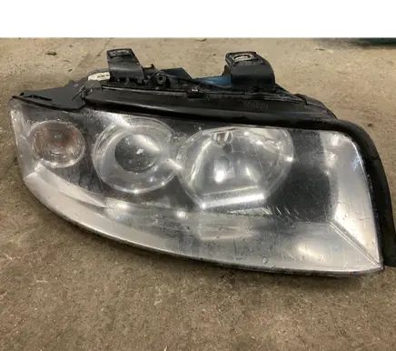 Ford Transit Headlight/headlamp 8E0941004S