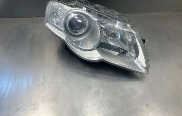 Volkswagen PASSAT B6 Headlight/headlamp 3c0941006q