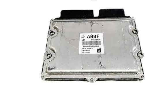 Opel Meriva B Engine control unit/module 55588354