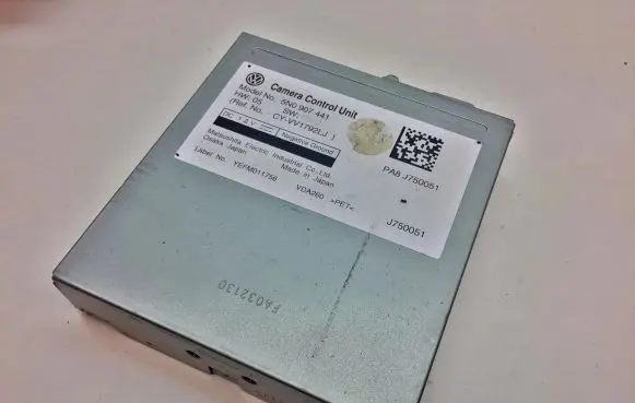 Volkswagen Tiguan Video control module 5N0907441