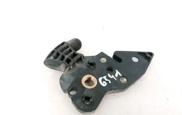 Renault Laguna II Seat back rest lock catch 8200001824
