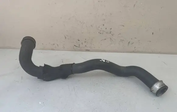 Mercedes-Benz C W203 Engine coolant pipe/hose A2035014782