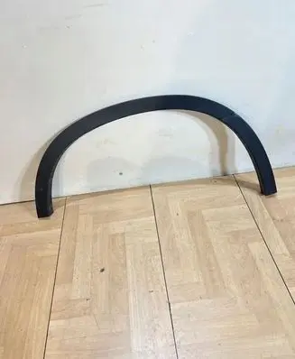 BMW X1 F48 F49 Front arch trim 51777332340OE
