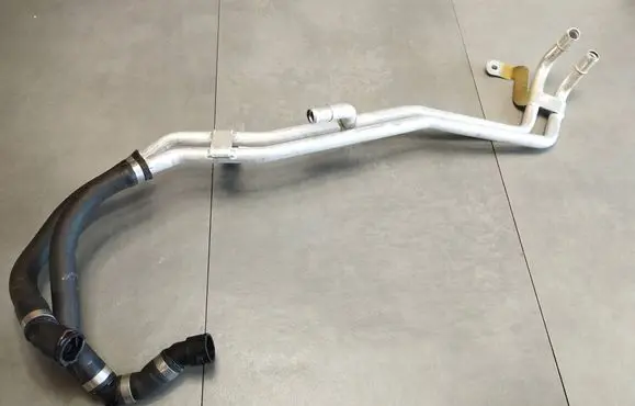 Mercedes-Benz B W246 W242 Engine coolant pipe/hose A2425060760 6254160640PC