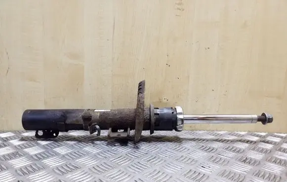 Volkswagen Polo IV 9N3 Front shock absorber/damper 6Q0413031BP