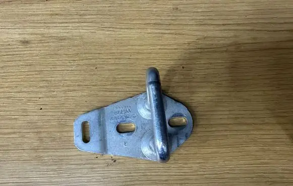 Mercedes-Benz C W204 Seat back rest lock catch A2049230132