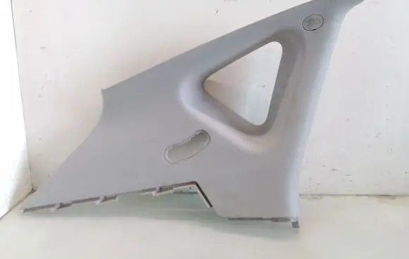 Hyundai i30 (C) pillar trim