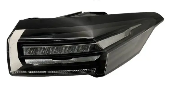 Peugeot 308 Rear/tail lights 9835299280