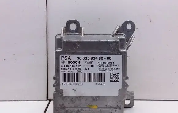 Peugeot 207 Airbag control unit/module 966359359348000 0285010112