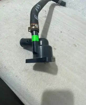 Thermostat/thermostat housing