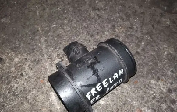 Land Rover Freelander Mass air flow meter 0281002182
