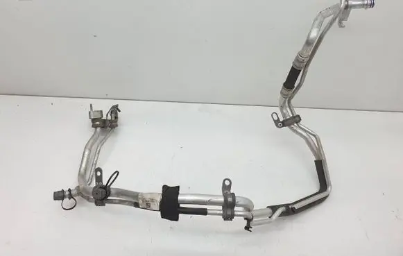 Jaguar F-Pace Air conditioning (A/C) pipe/hose