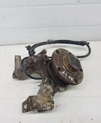 Audi A4 S4 B7 8E 8H Rear wheel hub spindle/knuckle 